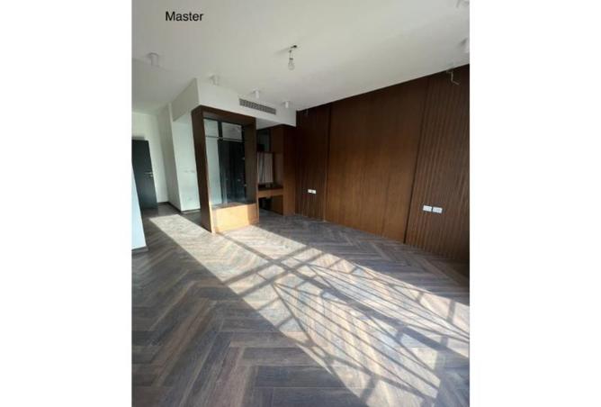 8432300 - Property Main Image