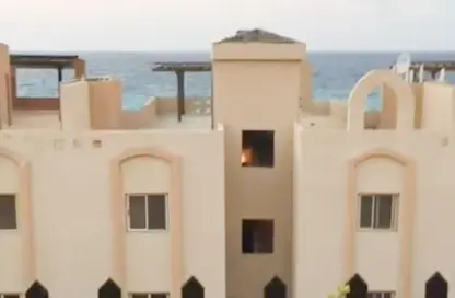 Chalet - 2 Bedrooms - 2 Bathrooms for sale in Emirates Heights - Qesm Ad Dabaah - North Coast