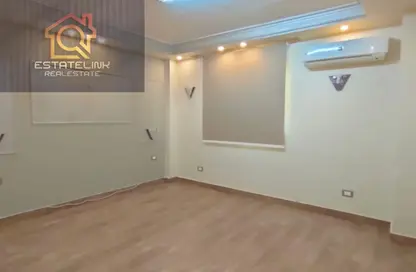 Apartment - 3 Bedrooms - 2 Bathrooms for rent in North Lotus - El Lotus - New Cairo City - Cairo
