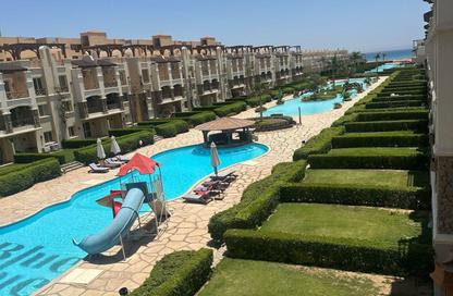 Chalet - 3 Bedrooms - 2 Bathrooms for sale in Blue Blue - Al Ain Al Sokhna - Suez Chalet - 3 Bedrooms - 2 Bathrooms for sale in Blue Blue - Al Ain Al Sokhna - Suez