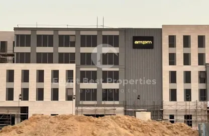 Office Space - 5 Bedrooms - 4 Bathrooms for sale in Swan Lake Residence - 5th Settlement Compounds - The 5th Settlement - New Cairo City - Cairo