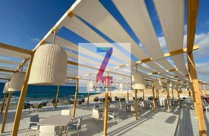 Chalet - 3 Bedrooms - 1 Bathroom for sale in Mountain View - Ras Al Hekma - North Coast