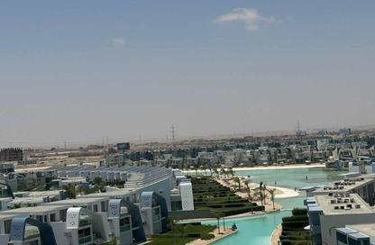 Chalet - 2 Bedrooms - 2 Bathrooms for sale in Hacienda West - Ras Al Hekma - North Coast