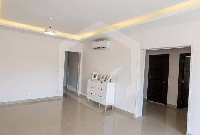 73767814 - Property Image 2
