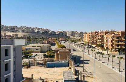 Apartment - 3 Bedrooms - 2 Bathrooms for sale in Al Khamayel city - Sheikh Zayed Compounds - Sheikh Zayed City - Giza
