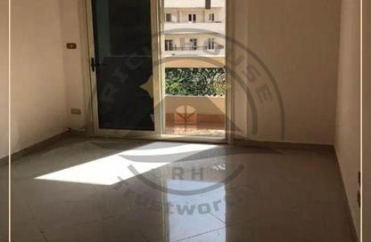 Apartment - 3 Bedrooms - 2 Bathrooms for rent in Tout Ankh Amoun St. - Smouha - Hay Sharq - Alexandria Apartment - 3 Bedrooms - 2 Bathrooms for rent in Tout Ankh Amoun St. - Smouha - Hay Sharq - Alexandria