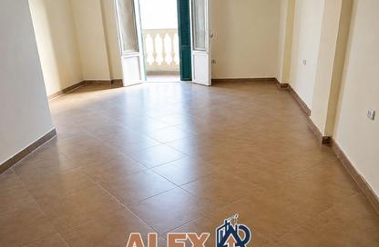 Apartment - 3 Bedrooms - 2 Bathrooms for rent in Moharam Bek St. - Moharam Bek - Hay Wasat - Alexandria Apartment - 3 Bedrooms - 2 Bathrooms for rent in Moharam Bek St. - Moharam Bek - Hay Wasat - Alexandria