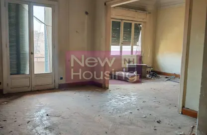 شقة - 3 غرف نوم - 2 حمامات للبيع في الزمالك - القاهرة