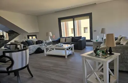 Penthouse - 4 Bedrooms - 4 Bathrooms for sale in Alma - 2nd District - Sheikh Zayed City - Giza