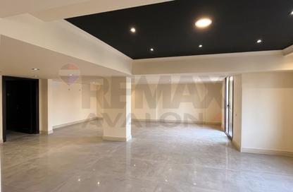 Office Space - Studio - 2 Bathrooms for rent in Khaleel Al Khayat Basha St. - Kafr Abdo - Roushdy - Hay Sharq - Alexandria