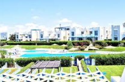Chalet - 2 Bedrooms - 2 Bathrooms for sale in Mountain View - Ras Al Hekma - North Coast