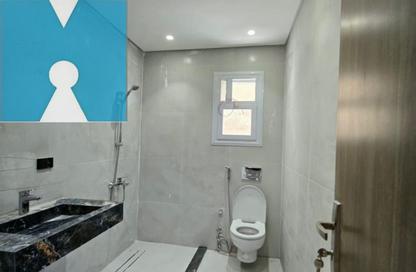 Office Space - Studio - 3 Bathrooms for sale in Al Hegaz St. - Mohandessin - Giza