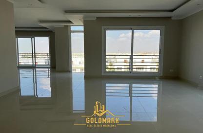 Apartment - 3 Bedrooms - 3 Bathrooms for rent in Garden Residence - Hyde Park - New Cairo City - Cairo