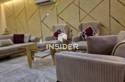 شقة - 2 غرف نوم - 2 حمامات للبيع في جاليريا  مون فالى - المستثمرين الجنوبية - مدينة القاهرة الجديدة - القاهرة