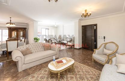 Apartment - 3 Bedrooms - 3 Bathrooms for sale in Abou Quer Road - Roushdy - Hay Sharq - Alexandria