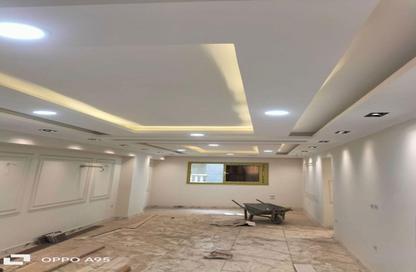 Apartment - 3 Bedrooms - 2 Bathrooms for sale in Al Lebeny Axis - El Mariouteya - Faisal - Hay El Haram - Giza