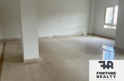 Apartment - 4 Bedrooms - 3 Bathrooms for sale in Mivida - 5th Settlement Compounds - The 5th Settlement - New Cairo City - Cairo