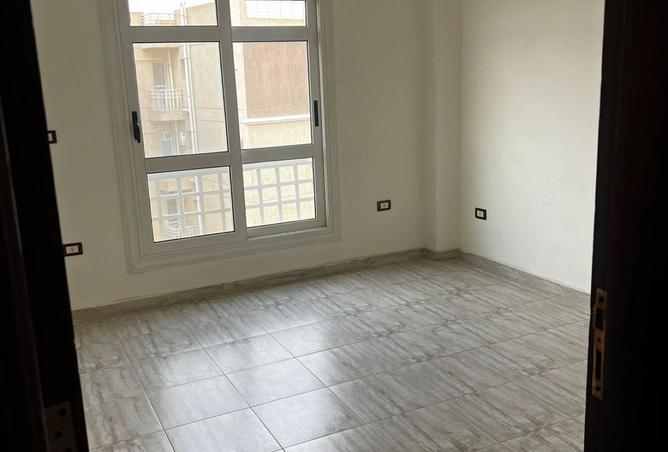 80000033 - Property Image 2