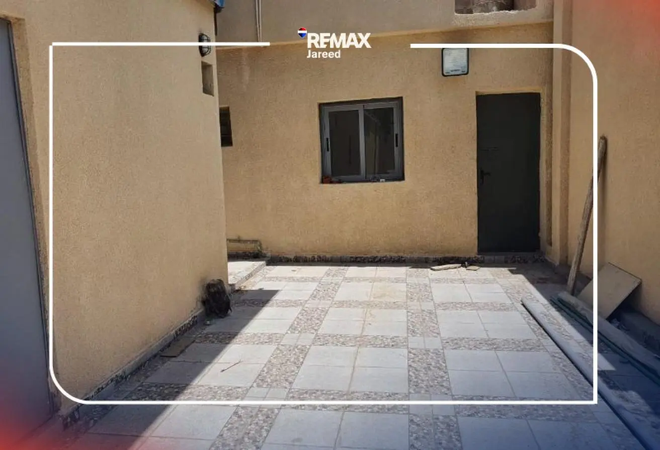112700404 - Property Main Image