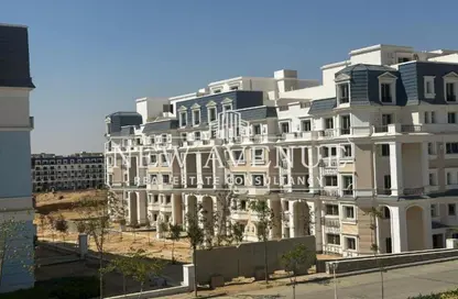 Townhouse - 3 Bedrooms - 4 Bathrooms for sale in Mountain View iCity - 5th Settlement Compounds - The 5th Settlement - New Cairo City - Cairo