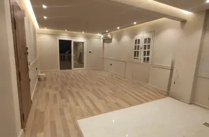 Apartment - 3 Bedrooms - 2 Bathrooms for sale in Al Fayoumy St. - 1st District - 6 October City - Giza