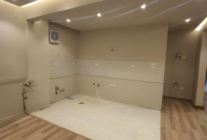 8708105 - Property Image 3