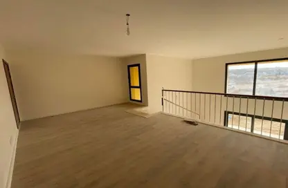 Duplex - 5 Bedrooms - 4 Bathrooms for sale in O West - 6 October Compounds - 6 October City - Giza