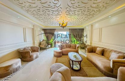 Apartment - 4 Bedrooms - 3 Bathrooms for sale in Zezenia - Hay Sharq - Alexandria