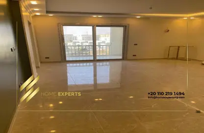 Apartment - 3 Bedrooms - 3 Bathrooms for rent in Hyde Park - New Cairo City - Cairo