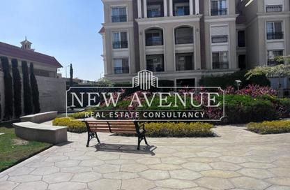 Apartment - 2 Bedrooms - 2 Bathrooms for sale in Regents Park - Al Andalus District - New Cairo City - Cairo