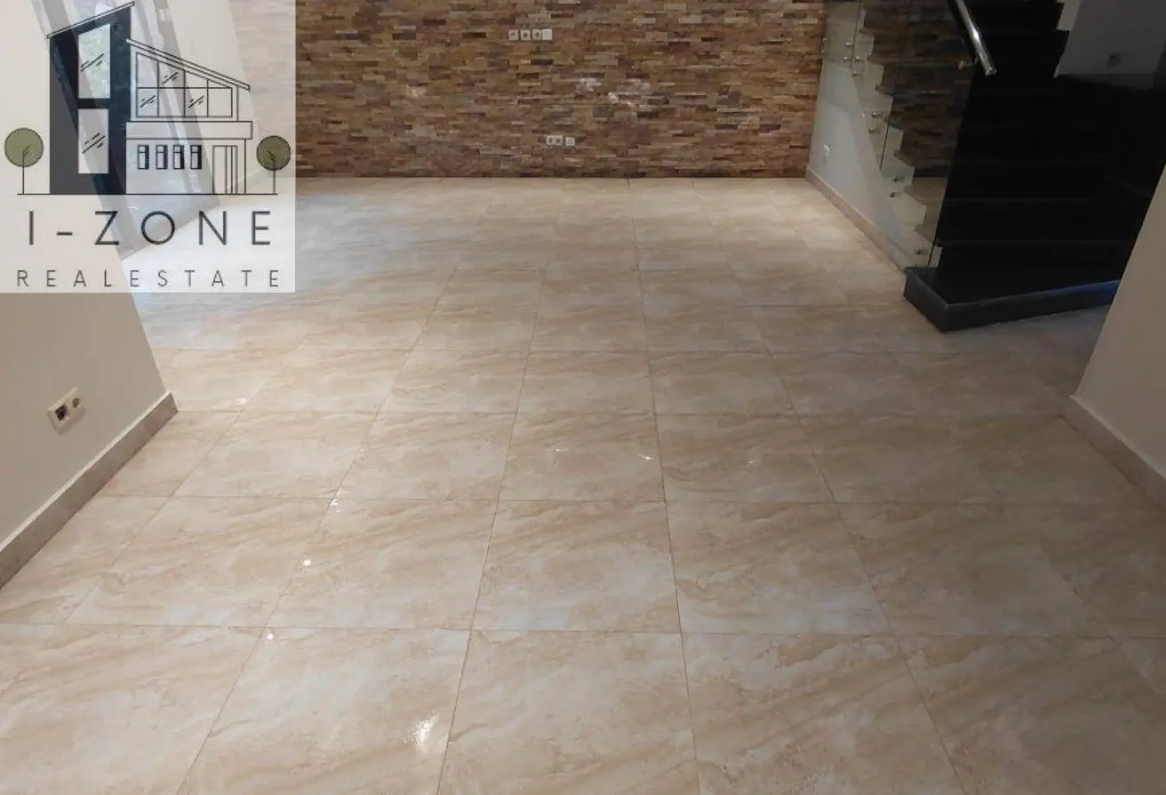 118031120 - Property Main Image