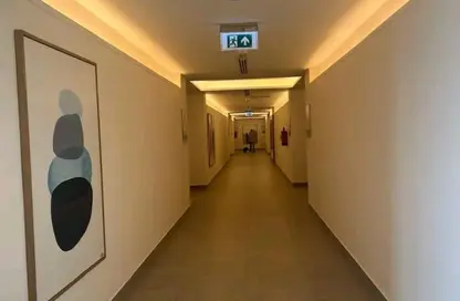 عيادة - غرفة نوم - 1 حمام للبيع في بارك يارد مول - الحي الاول - مدينة 6 أكتوبر - الجيزة