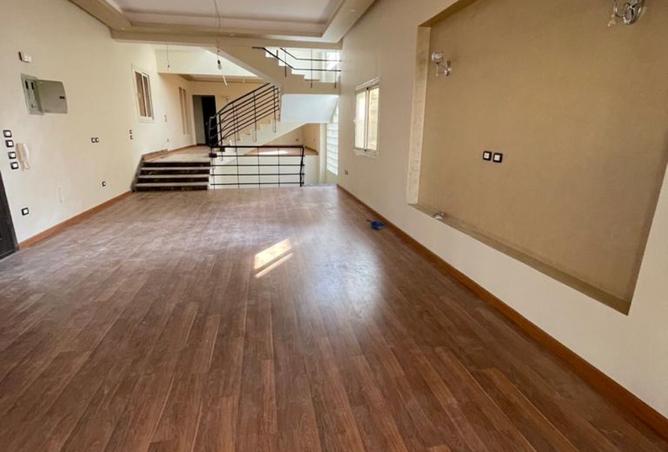 102073970 - Property Main Image