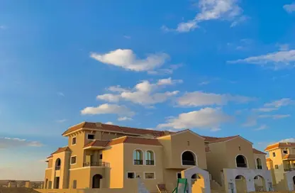 شقة - 3 غرف نوم - 3 حمامات للبيع في ايفى ريسيدنس - كمبوندات الشروق - مدينة الشروق - القاهرة