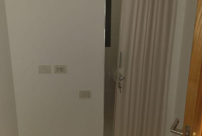 87211856 - Property Image 3