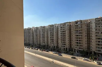 شقة - 3 غرف نوم - 2 حمامات للايجار في الشارع التجارى - زهراء المعادي - حي المعادي - القاهرة