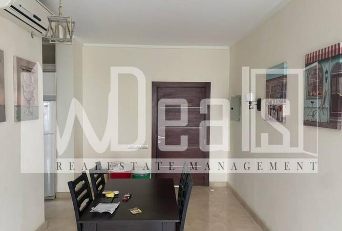 98547975 - Property Image 3