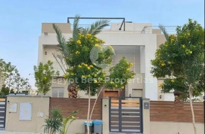 Villa - 3 Bedrooms - 3 Bathrooms for sale in Palm Hills New Cairo - 5th Settlement Compounds - The 5th Settlement - New Cairo City - Cairo