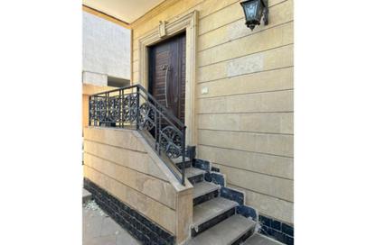 Apartment - 3 Bedrooms - 2 Bathrooms for sale in Mohamed Rahim St. - El Yasmeen 3 - El Yasmeen - New Cairo City - Cairo