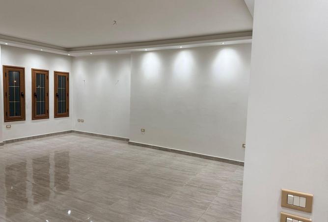 89829356 - Property Image 2