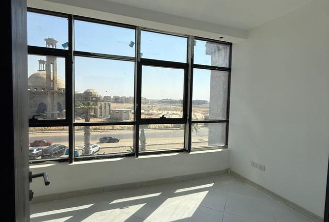 96582320 - Property Image 3