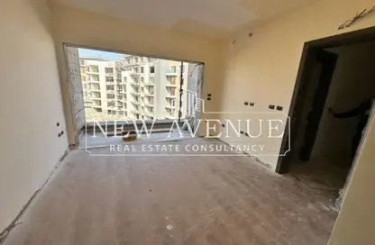 Apartment - 3 Bedrooms - 3 Bathrooms for sale in Swan Lake Residence - 5th Settlement Compounds - The 5th Settlement - New Cairo City - Cairo