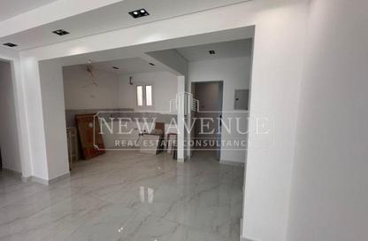 Apartment - 3 Bedrooms - 2 Bathrooms for sale in Mountain View iCity - 5th Settlement Compounds - The 5th Settlement - New Cairo City - Cairo