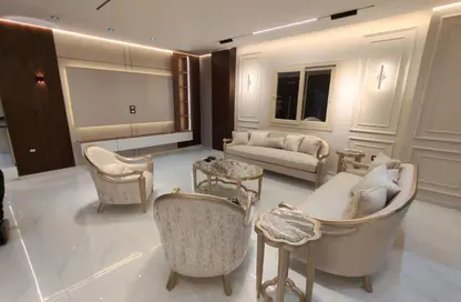 Apartment - 3 Bedrooms - 3 Bathrooms for sale in Entertainment District - Obour City - Qalyubia