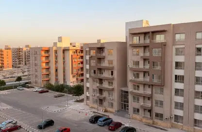 شقة - 3 غرف نوم - 2 حمامات للبيع في مدينة وصال - كمبوندات الشروق - مدينة الشروق - القاهرة