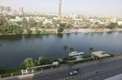 Full Floor - 3 Bedrooms - 3 Bathrooms for sale in Nile Corniche St. - Al Agouza - Giza