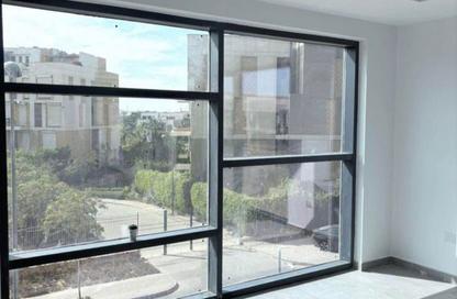 Office Space - Studio - 1 Bathroom for sale in The portal - Beverly Hills - Sheikh Zayed Compounds - Sheikh Zayed City - Giza