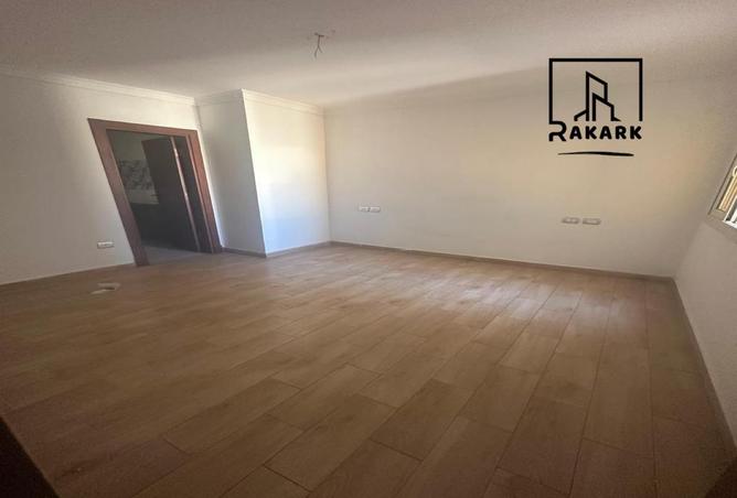 8683978 - Property Image 3