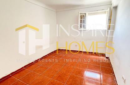Apartment - 2 Bedrooms - 1 Bathroom for sale in Al Sayeda Sakina Bint Al Hussein St. - Kafr Abdo - Roushdy - Hay Sharq - Alexandria