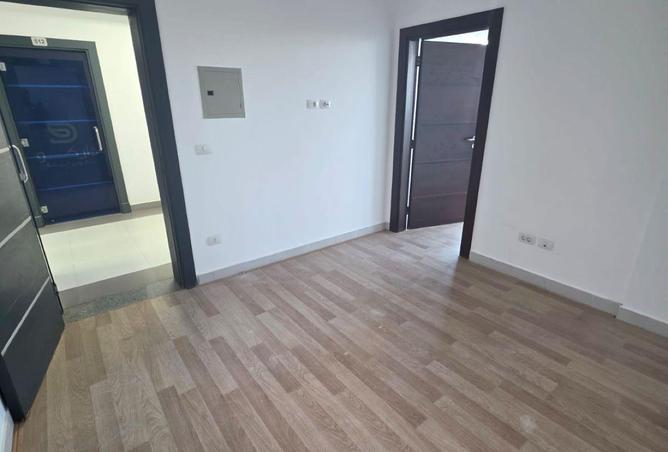 57987593 - Property Image 3